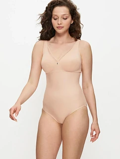 Triumph True Shape Sensation - silne tvaruje telo pre hladkú siluetu Triumph