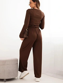 Dámsky viskózový komplet s blúzkou a širokými nohavicami hnedej farby