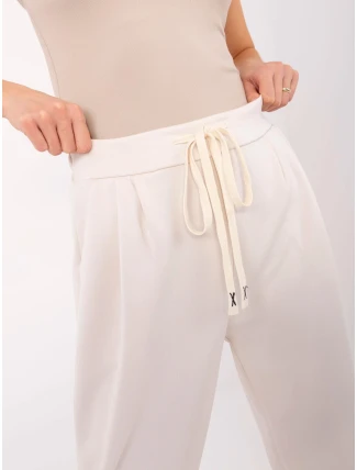 Nohavice MI SP 61700.80P svetlo béžové Nohavice MI SP 61700.80P svetlo béžové