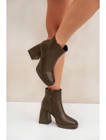 Členkové topánky na vysokom podpätku z ekokože tmavozelenej farby Selarae