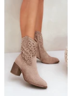 Topánky na podpätku model 209416 Krok vo veľkom štýle