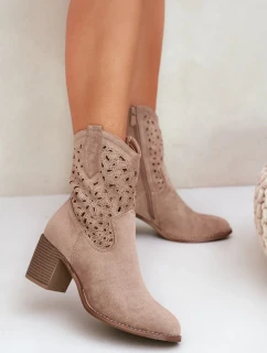 Topánky na podpätku model 209416 Krok vo veľkom štýle