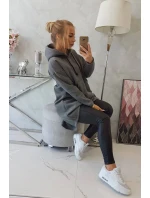 Zateplená mikina s dlhým chrbtom a kapucňou v grafitovej farbe Zateplená mikina s dlhým chrbtom a kapucňou v grafitovej farbe