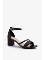 Trblietavé dámske sandále na nízkom podpätku čierne Ploemis
