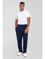 Fruit of the Loom Iconic 250 Joggingové nohavice s otvoreným lemom 16.4064 tmavomodrá Fruit of the Loom Iconic 250 Joggingové nohavice s otvoreným lemom 16.4064 tmavomodrá