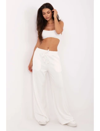 Tepláky model 216513 Relevantnosť