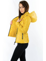 Krátka žltá prešívaná dámska bunda s kapucňou (B9566)
