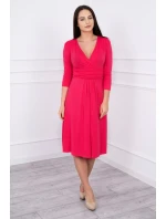 Šaty s prestrihom pod prsiami fuchsiová