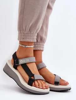 Model topánok na klinoch 198803 Krok v štýle