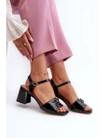 Eleganckie Lakierowane Sandały Na Słupku Czarne D&A MR38-660