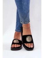 Klapki Damskie Ze Złotą Ozdobą Czarne Kaliora