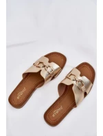 Klapki Damskie Płaskie Z Ozdobnym Detalem Złote Amiresna