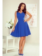 Rozšírené dámske šaty v Chrpová farbe s výstrihom v tvare srdca model 7718529