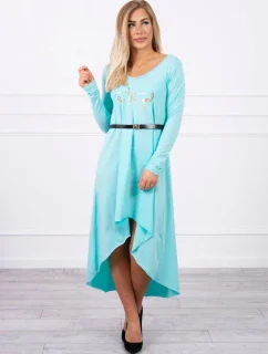 Šaty s ozdobným pásikom a nápisom mint