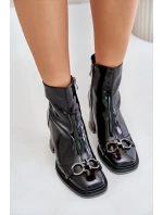 Lakierowane Botki Na Słupku Ocieplane Z Ozdobą D&A MR880-021 Czarne