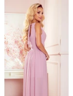 JUSTINE - Dlhé dámske šaty v púdrovo ružovej farbe s výstrihom a zaväzovaním 362-3 JUSTINE - Dlhé dámske šaty v púdrovo ružovej farbe s výstrihom a zaväzovaním 362-3