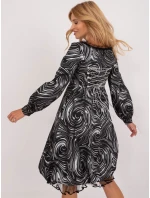 LK SK 509565 šaty.07 čierna a strieborná