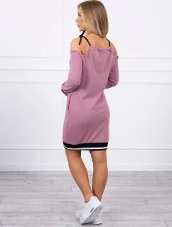 Tres Chic tmavo ružové šaty