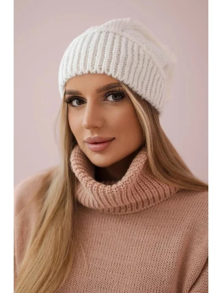 Dámska čiapka Ingrid K371 biela