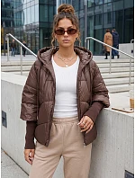 Krátka dámska prešívaná bunda s kapucňou, hnedá, FashionStreet TY5766 Krátka dámska prešívaná bunda s kapucňou, hnedá, FashionStreet TY5766