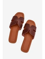 Klapki Damskie Płaskie Z Wycięciami Ciemnobrązowe Salyra