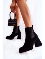 Zamszowe Botki Na Masywnym Obcasie Laura Messi 2519 Czarne