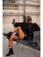 Zamszowe Botki Na Słupku Z Ozdobnym Tłoczeniem D&A CR42-192 Czarne