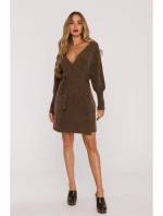 M631 Zavinovacie svetrové šaty so zaväzovaním - karamelové