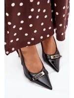 Lakierowane Czółenka Na Szpilce Ze Złotą Klamrą Czarne Vivae