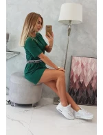 Šaty s ozdobným pásikom zelené