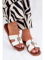 Płaskie Klapki Z Wycięciami I Ozdobą Białe Bohalis