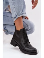 Kožené dámské kotníkové boty na klínu s ozdobou D a JC52-869 Černé
