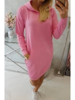 Šaty s kapucňou vo svetlo ružovej farbe