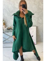 Zateplené šaty s dlhšími bokmi tmavo zelené