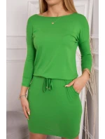 Svetlo zelené viskózové šaty s viazaním v páse