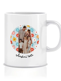 Personalizovaný klasický biely keramický hrnček s objemom 300 ml s výrezom pre fotografiu na pozadí