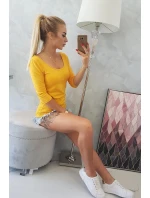 Horčicová blúzka s okrúhlym výstrihom