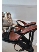 Dámské lodičky na podpatku s ozdobným detailem Zlaté Lorissa