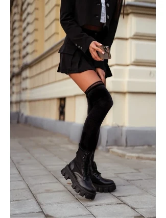 Bavlnené ponožky s úzkou čipkou 0934.000 Bavlnené ponožky s úzkou čipkou 0934.000