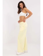 Tepláky model 215573 Relevantnosť Tepláky model 215573 Relevantnosť