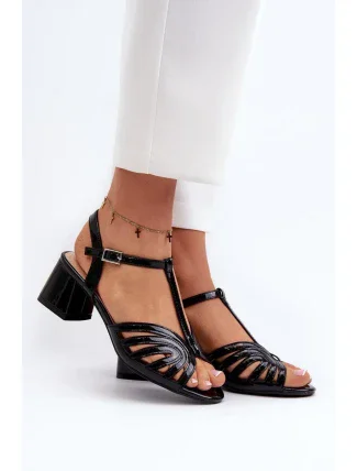 Sandále na podpätku model 197091 Krok vo veľkom štýle Sandále na podpätku model 197091 Krok vo veľkom štýle