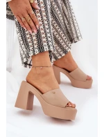 Damskie Klapki Z Eko Skóry Na Słupku I Platformie Khaki Tamirella