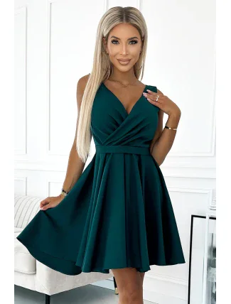 478-3 MAYA Šaty s dlhším zadným dielom, výstrihom a opaskom - BOTTLE GREEN 478-3 MAYA Šaty s dlhším zadným dielom, výstrihom a opaskom - BOTTLE GREEN