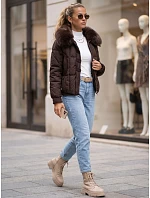 Krátka dámska zimná prešívaná bunda, hnedá, FashionStreet TY6040 Krátka dámska zimná prešívaná bunda, hnedá, FashionStreet TY6040