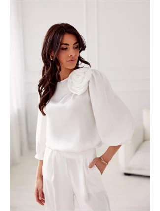 Blúzka BLU0178 smotanovo biela - Roco Fashion