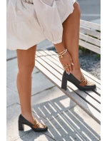 Półbuty Damskie Na Słupku Z Tłoczeniem I Złotym Detalem Czarno-Beżowe Novella