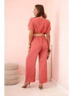 Kombinéza s ozdobným pásom tmavoružová