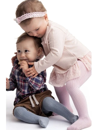 DOJČENSKÉ PANČUCHY NADÝCHANÉ.