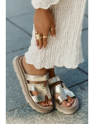 Klapki Damskie Z Naturalnej Skóry Na Platformie Zazoo 40440 Złote