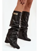 Dámské Kozačky Na Podpatku S Ohnutým Žíním A Zlatým Detalem Černé Diorna